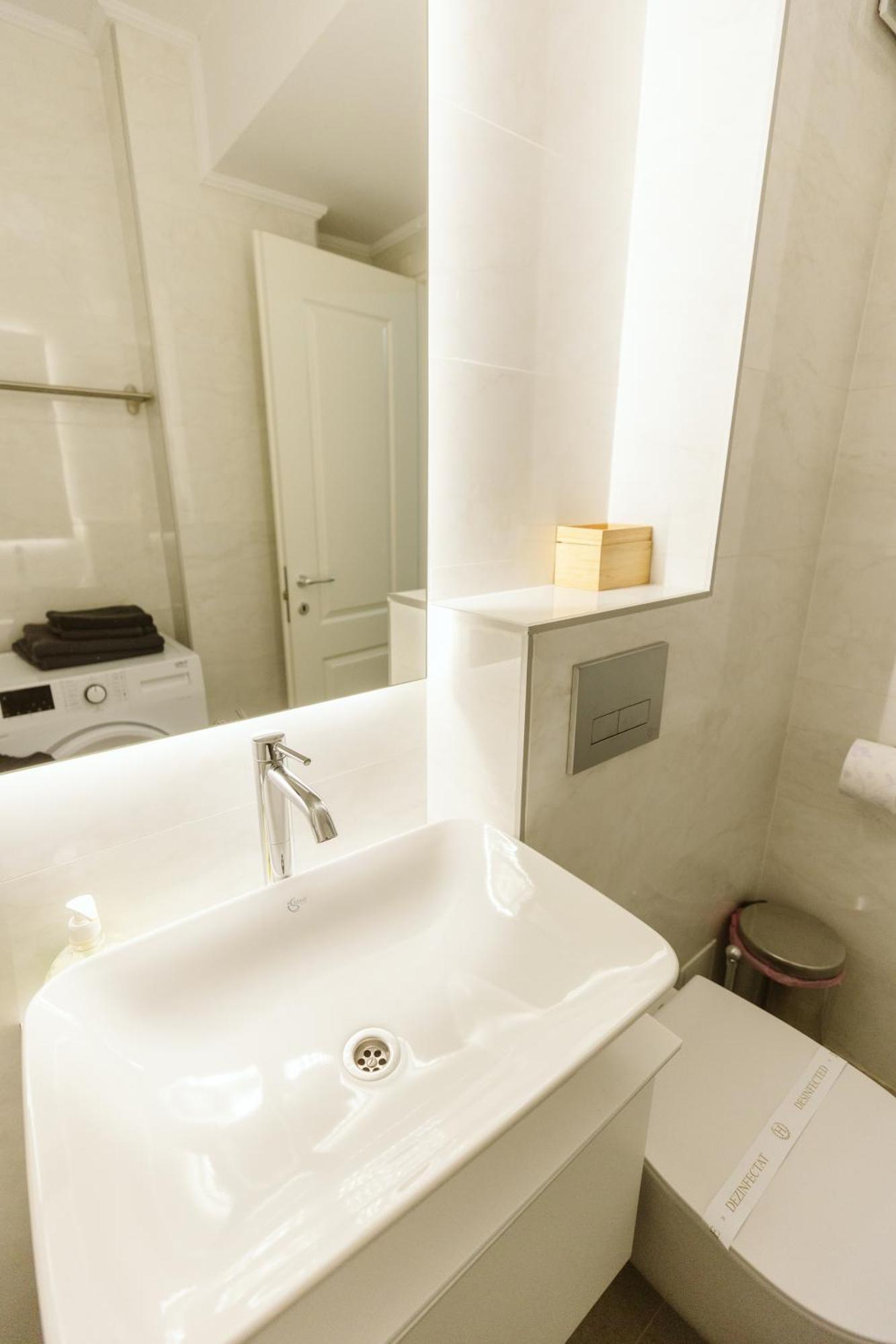 Pure Apartment Bukarest Eksteriør billede
